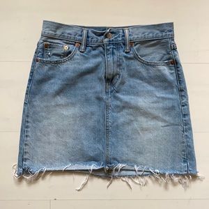 LEVIS denim skirt fraying sz 25